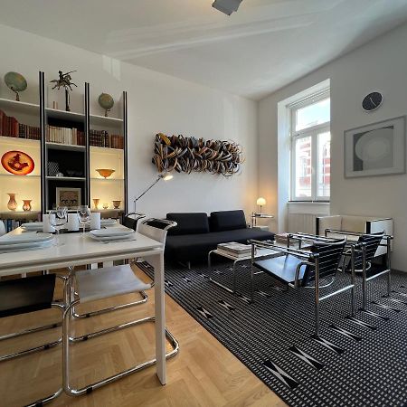 Vienna Design Apartment: Stylish Stay Near Schönbrunn with Parking & Netflix Exterior photo