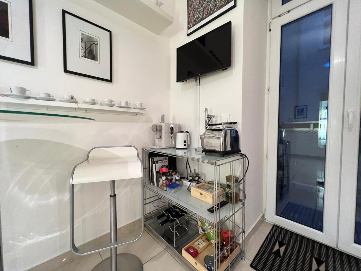 Vienna Design Apartment: Stylish Stay Near Schönbrunn with Parking & Netflix Exterior photo