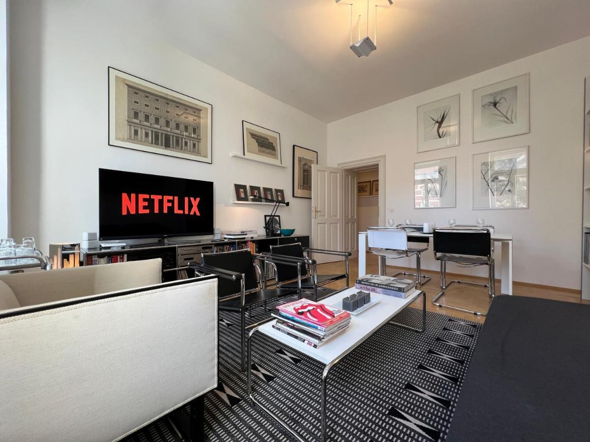 Vienna Design Apartment: Stylish Stay Near Schönbrunn with Parking & Netflix Exterior photo